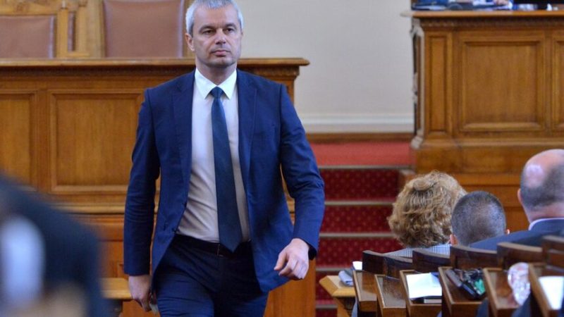 “Възраждане” иска оставката на правителството на Борисов и Пеевски и техните марионетки
