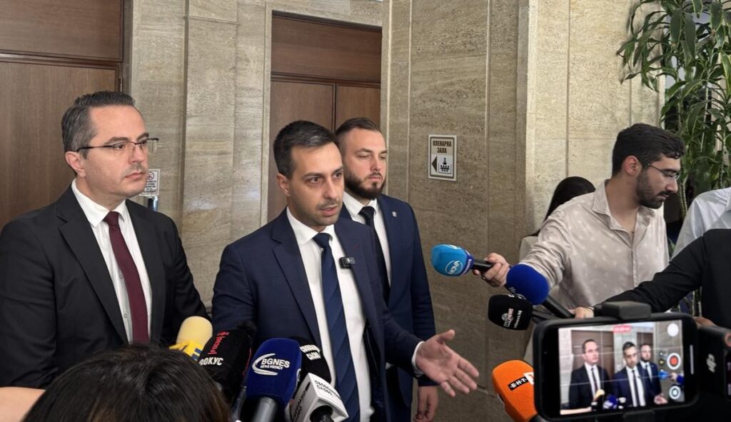 Вместо кръпки – стратегия! Възраждане с план за спасение на столицата