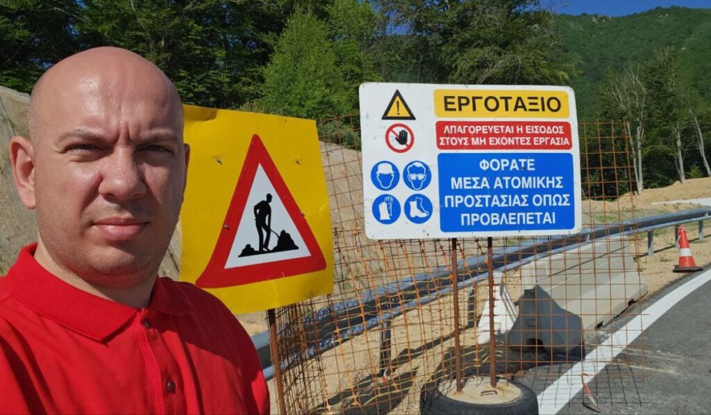 Гръцки полицаи със "жива верига" спираха хората на шенгенската граница
