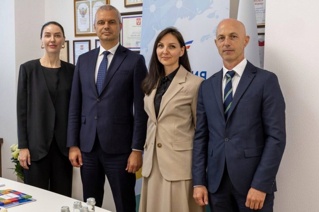 Костадинов с призив към младежките организации