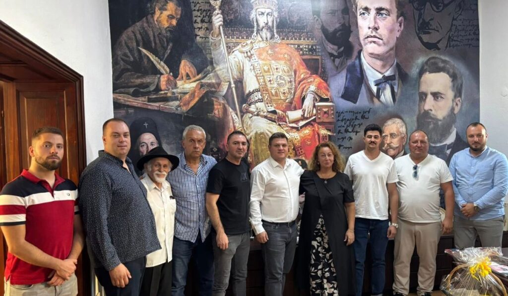 Само “Възраждане” в Битоля: Киселова забрани на председател на комисия да пътува до там