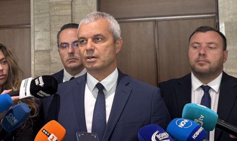 Костадин Костадинов: Вотът на недоверие се превърна в параван за ГЕРБ и ДПС