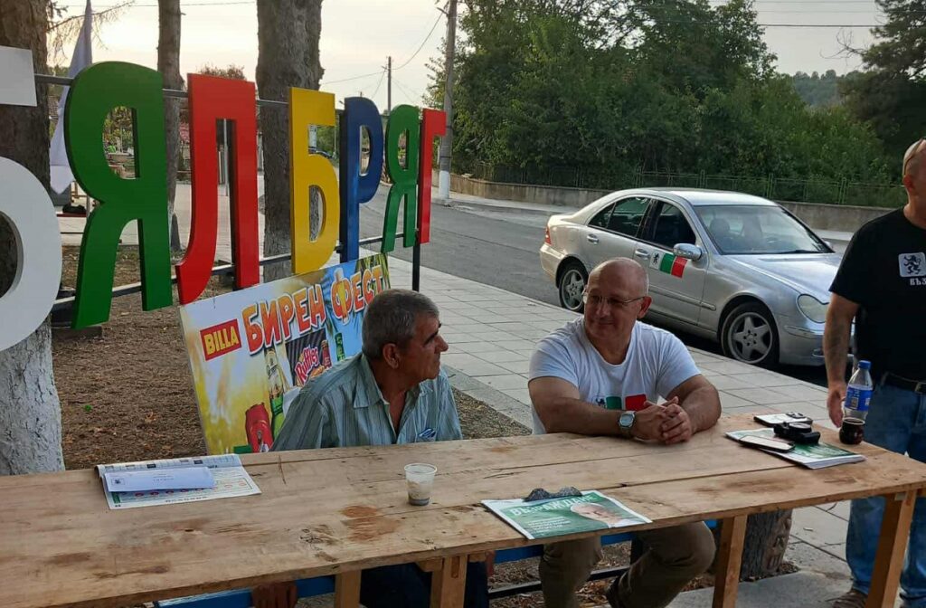 Веселин Вешев: В малките села виждам надежда, въпреки разрухата и обезлюдяването