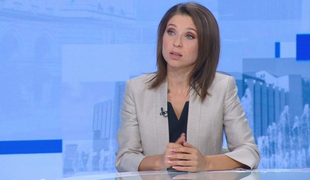 Искра Михайлова: Законът за „Лукойл“ отваря път към национализация и последваща приватизация