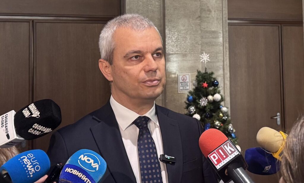 Костадин Костадинов: Парламентът е на път да узакони собствените си лъжи