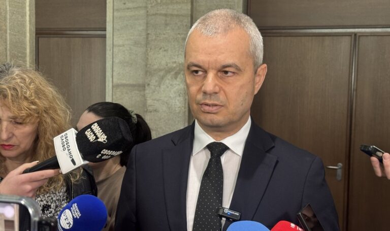 Костадин Костадинов: Опитват се да пренапишат историята и да обвинят България за Холокоста