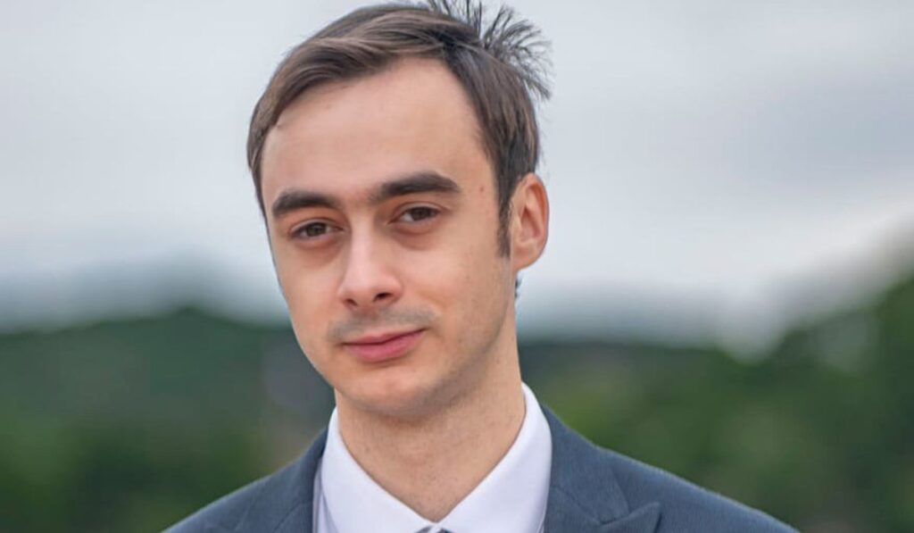 Александър Алексиев: Ново поколение държавници трябва да поеме отговорността за България