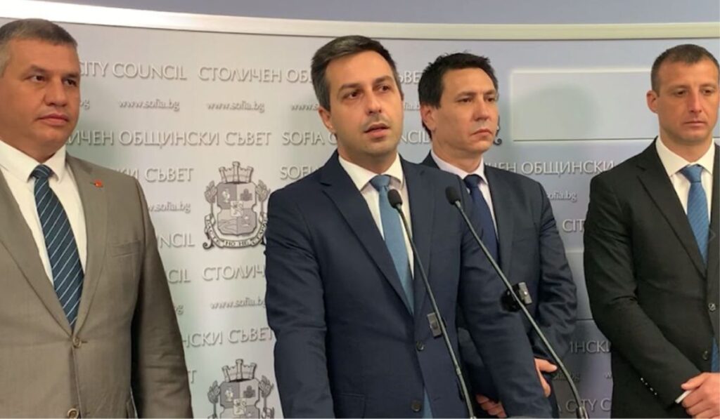 Деян Николов: Да се обявят за нищожни актовете, с които са придобити имоти е решението за запазване на Борисовата градина