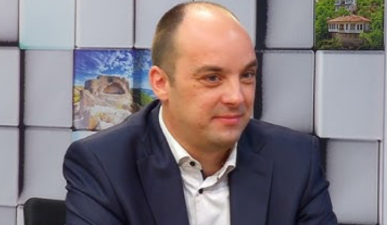 „Възраждане“: България има право да знае какво ще се промени в Паметника на Шипка