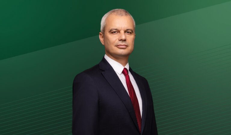 Първият град, който ще посети кандидатът за президент от "Възраждане", Костадин Костадинов, е Добрич