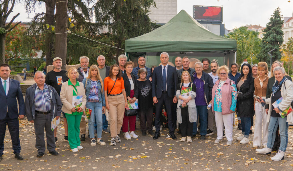 Kostadin Kostadinov v Burgas: Vreme e za različen izbor, vreme e za „Vǎzraždane