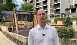 Коста Стоянов: Скандалът „Баба Алино“ се разраства - прокуратурата разкри неистински удостоверения за търпимост на строежите на „КУБ“